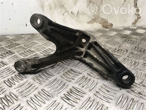 ford focus gearbox mounting bracket|Ford Focus Bracket. Mount. Transmission. Automatic.